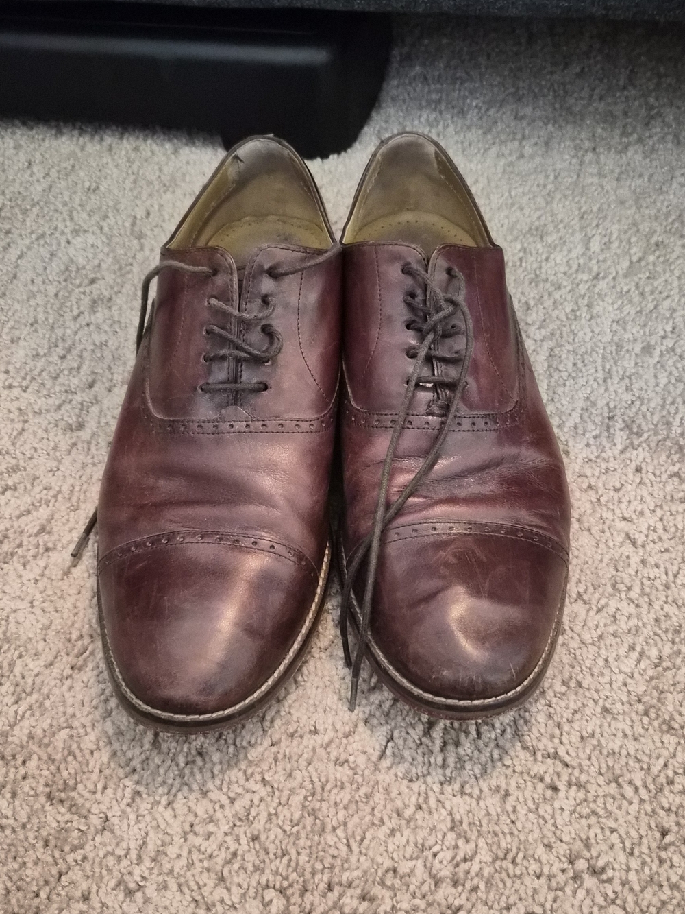 Cole Haan Men's Burgundy Leather Cap-Toe Oxfords